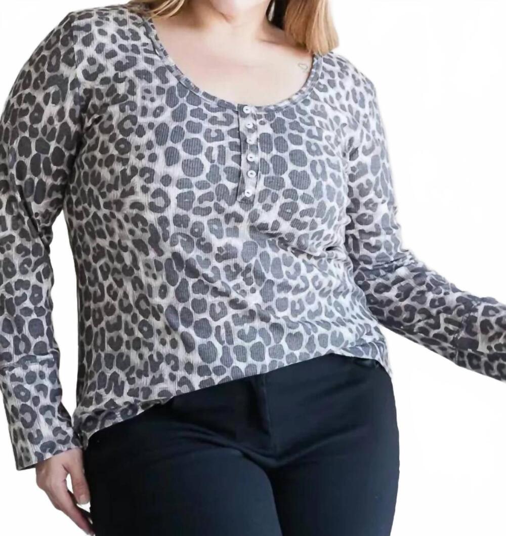 NEW 7TH RAY long sleeve leopard henley tee in grey